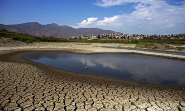 El Niño, La Niña and the Big Seesaw