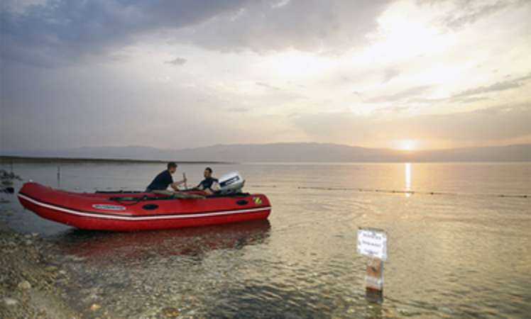 Dead Sea: Decreasing water levels